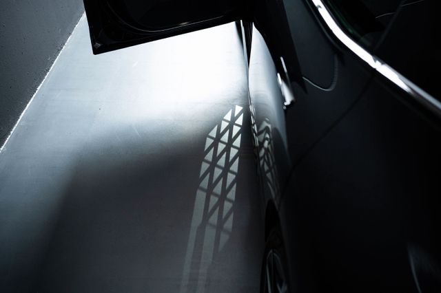 Fahrzeugabbildung BMW iX M60 M-Bremse Laser-Licht Surround Sound AHK