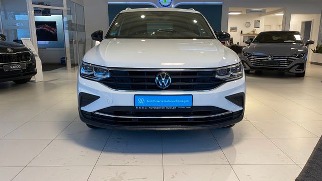 VW Tiguan (Bild 8 von(16)