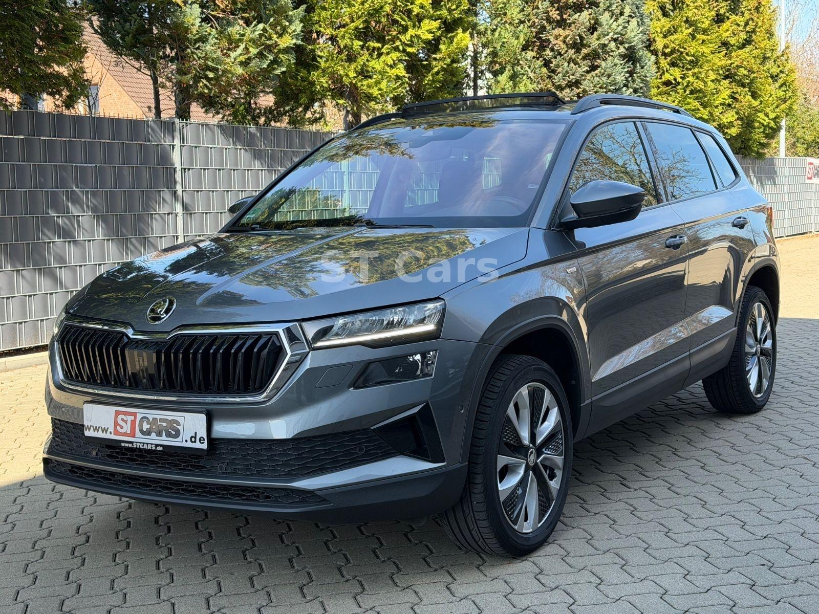 Skoda Karoq Tour 2.0 TDI DSG AHK PANO ACC 360 CAM