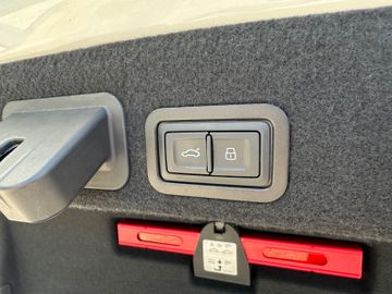 Fahrzeugabbildung Audi A6 Lim. 3.0 TDI Quattro Competition