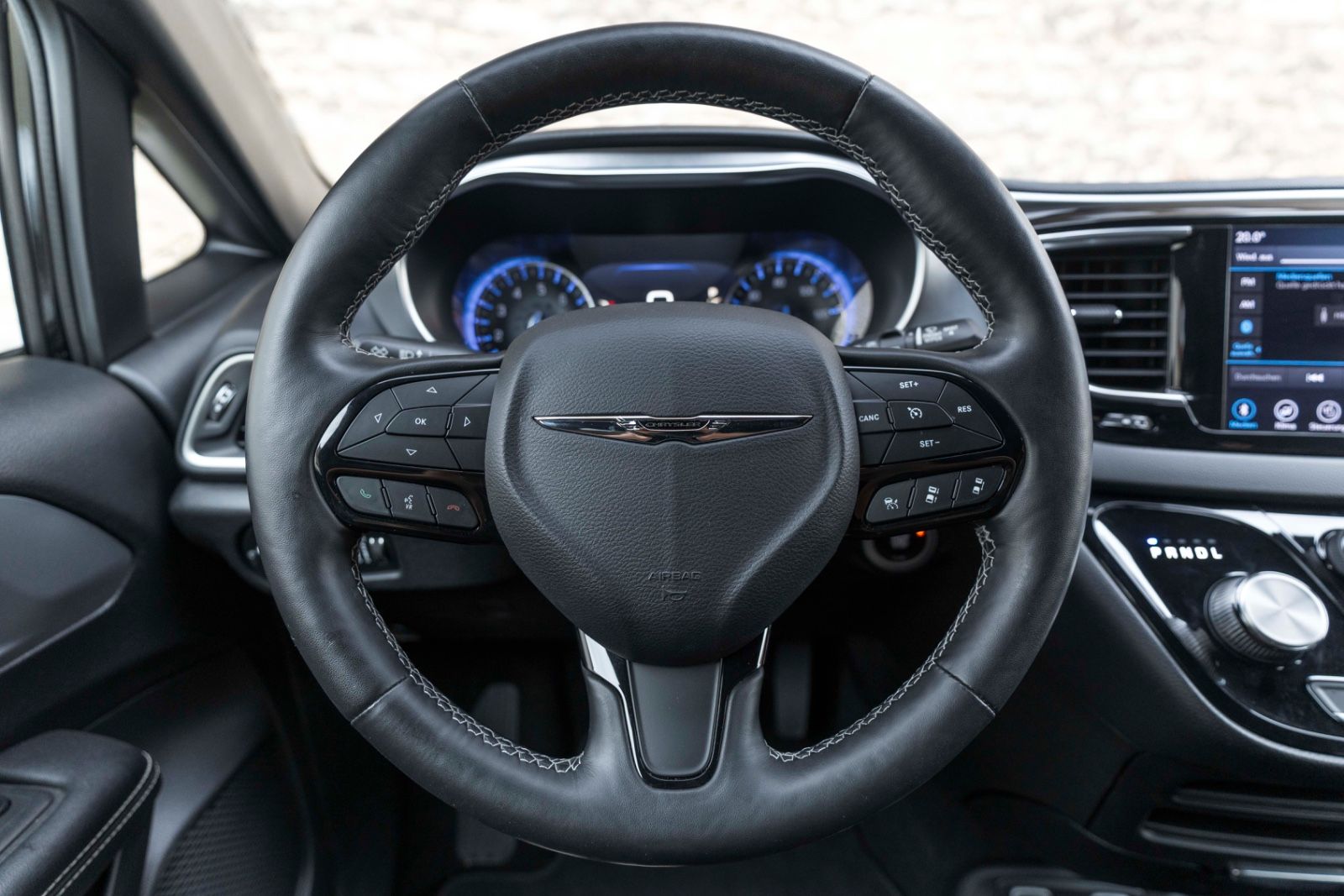 Fahrzeugabbildung Chrysler Pacifica 3,6L TOURING L 7Sitzer ACC LED 360° NAV