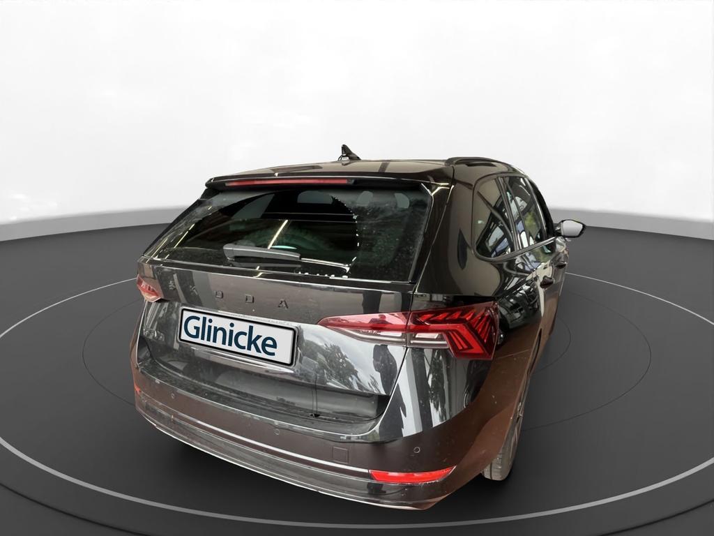 Skoda Octavia 2023 г. Чёрный, пробег 59300 км