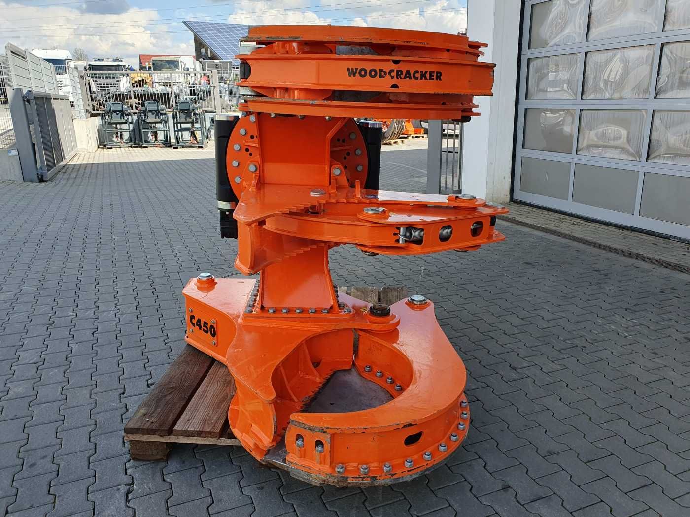Fahrzeugabbildung Andere Westtech Woodcracker C450 Sammler Tiltator DEMO