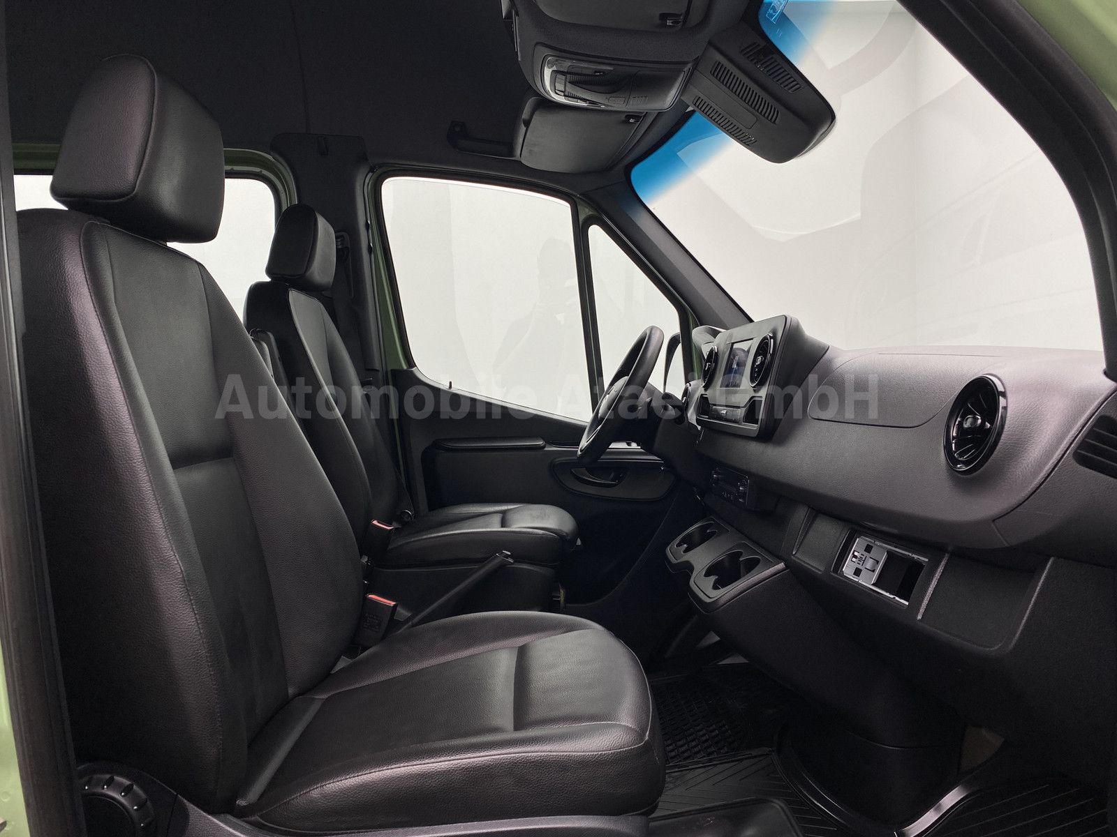 Fahrzeugabbildung Mercedes-Benz Sprinter 516 MAXI *Mixto* Aut. 5-SITZE +AHK3,5t