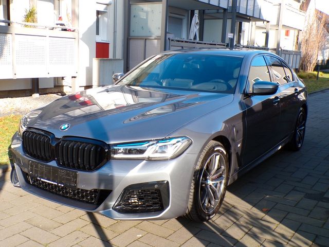 BMW 545 e xDrive M Sport/Laser/Head-Up/H&K/Komforts.