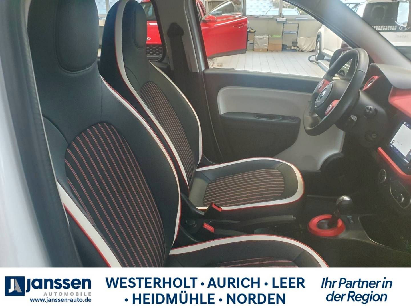 Fahrzeugabbildung Renault TWINGO E-TECH 100% el.