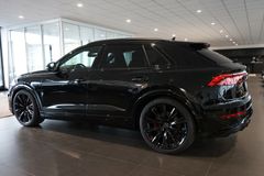 AUDI Q8 50 TDI quattro | S line | Pano | B&O | Matrix AUDI Q8 50 TDI quattro | S line | Pano | B&O | Matrix