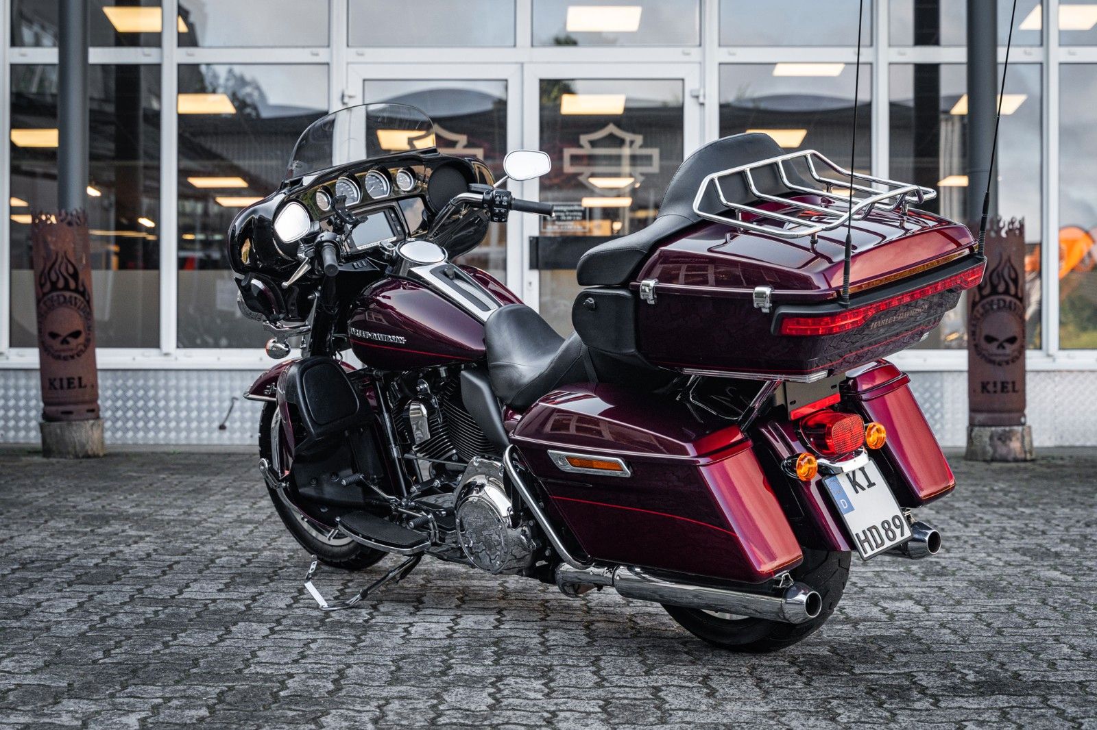 Fahrzeugabbildung Harley-Davidson E-Glide Ultra 103 cui FLHTKL  - Kesstech -