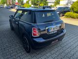 MINI Cooper 1.6 Chili Xenon Navi SHZ 8-fach - MINI MINI Gebrauchtwagen in Freiburg