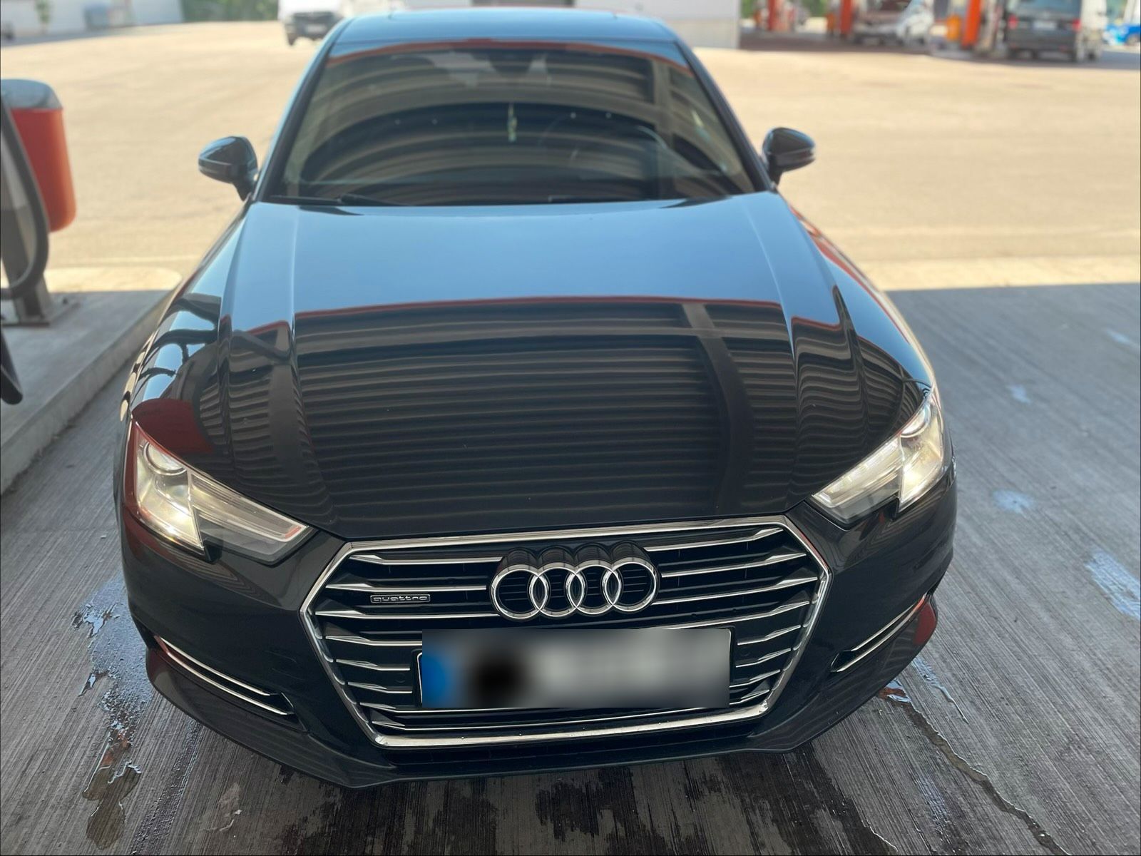 AUDI Audi A4 B9 Quattro