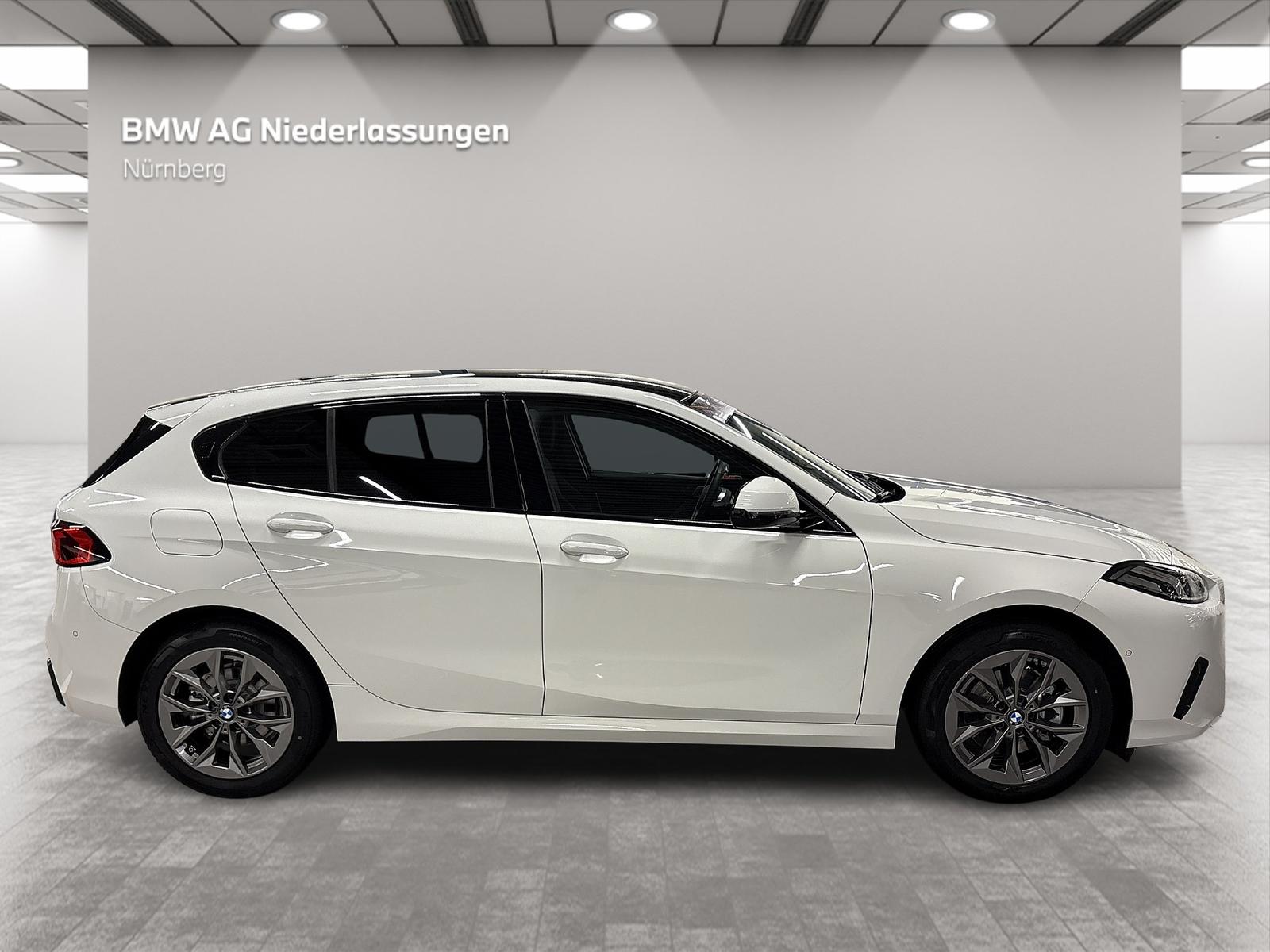 BMW 120 Driving Assistant / Parkassistenzsystem / Re