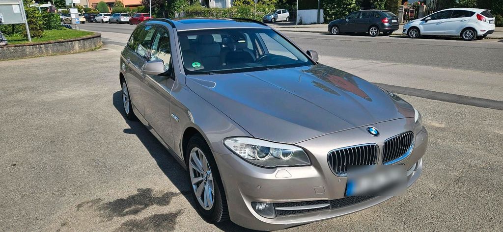 Image of BMW 520