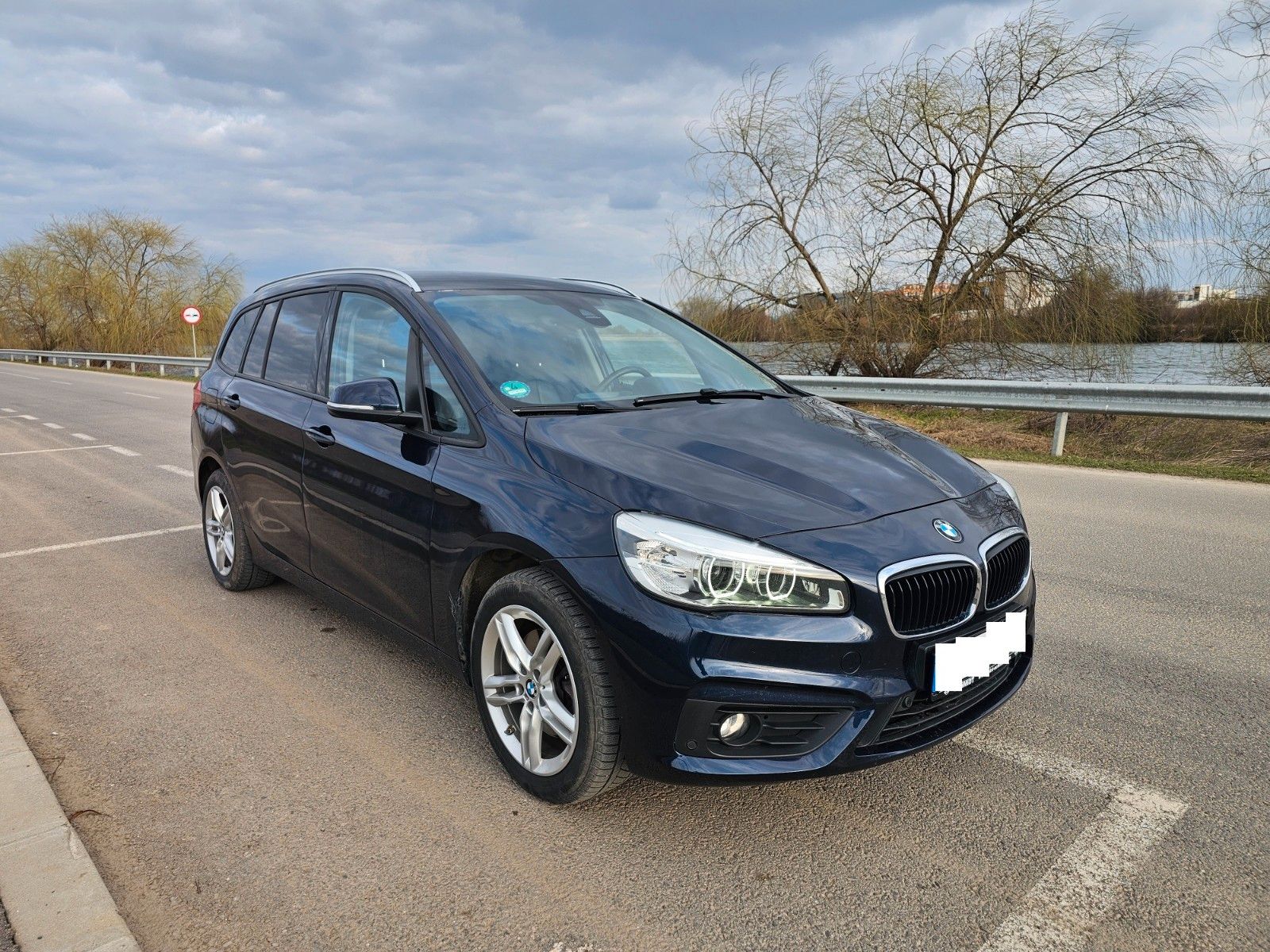 BMW 218d Gran Tourer xDrive Advantage 7 SITZE Autom.