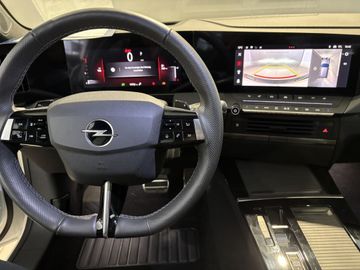 Fotografie 12 des Opel Astra 1.2 Turbo Automatik Ultimate