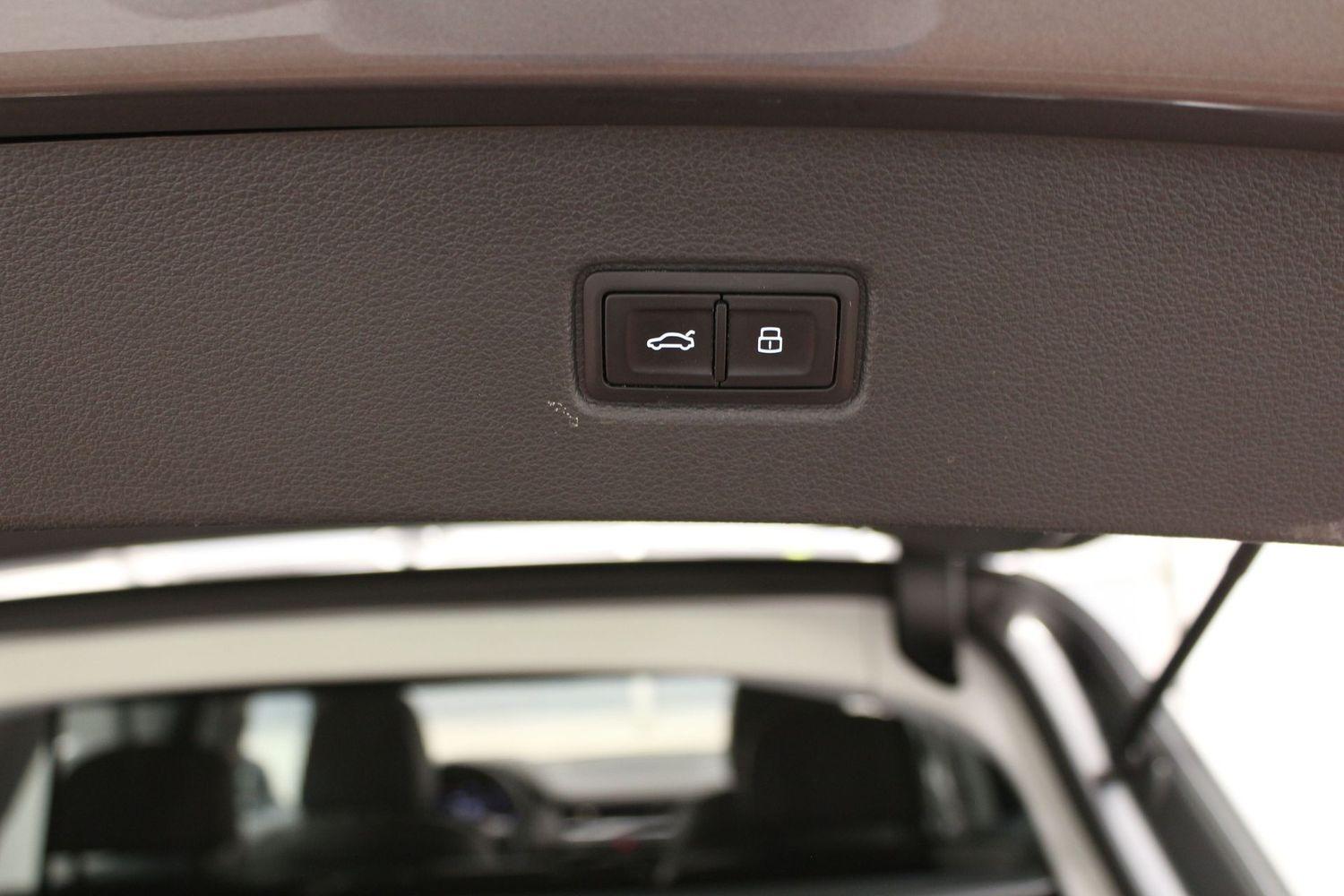 Audi Q7 3.0 TDI quattro S-Line Matrix HUD Bose