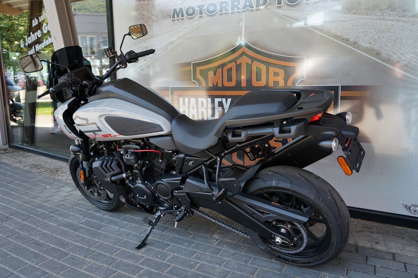 Fahrzeugabbildung Harley-Davidson Pan America ST 1250