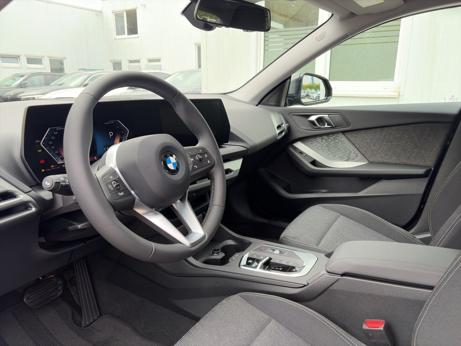 BMW 216 Gran Coupé - Bild 15