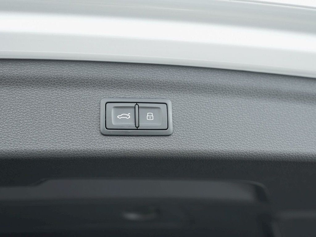 Audi Q3 35 TDI S tronic S Line /Navi/LED/RFK/ACC/AHK foto 21