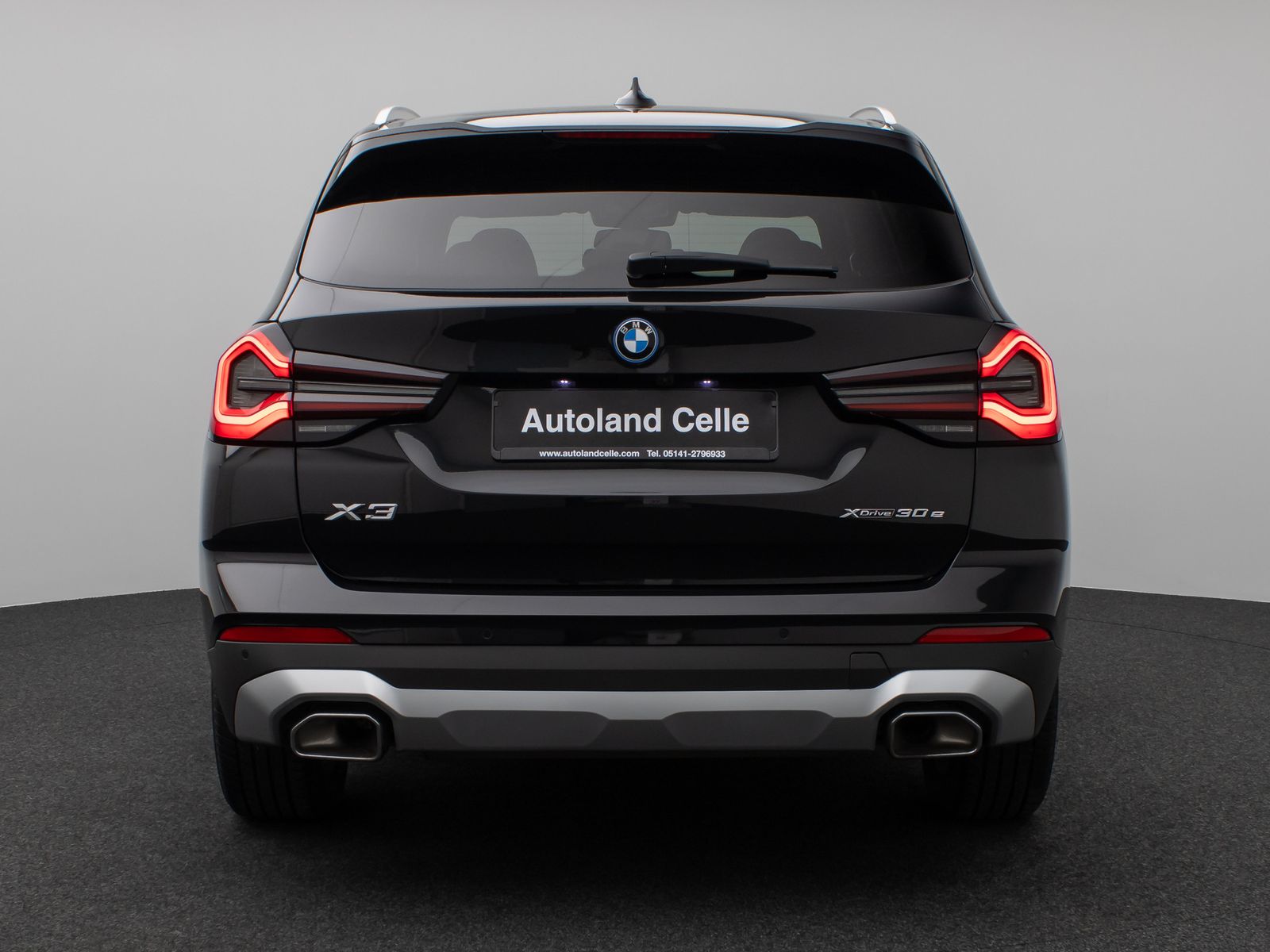 Fahrzeugabbildung BMW X3 xD30e Panorama Kamera HUD H/K Komfort Sport