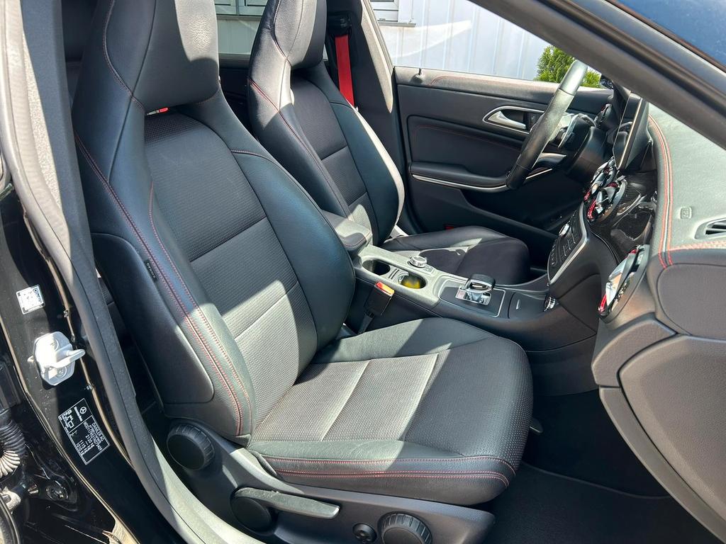 Mercedes-Benz CLA 45 AMG Shooting Brake