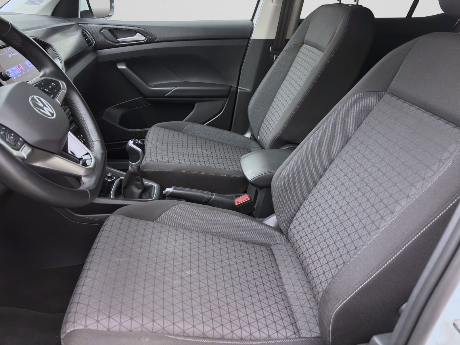 Volkswagen T-Cross - Bild 9