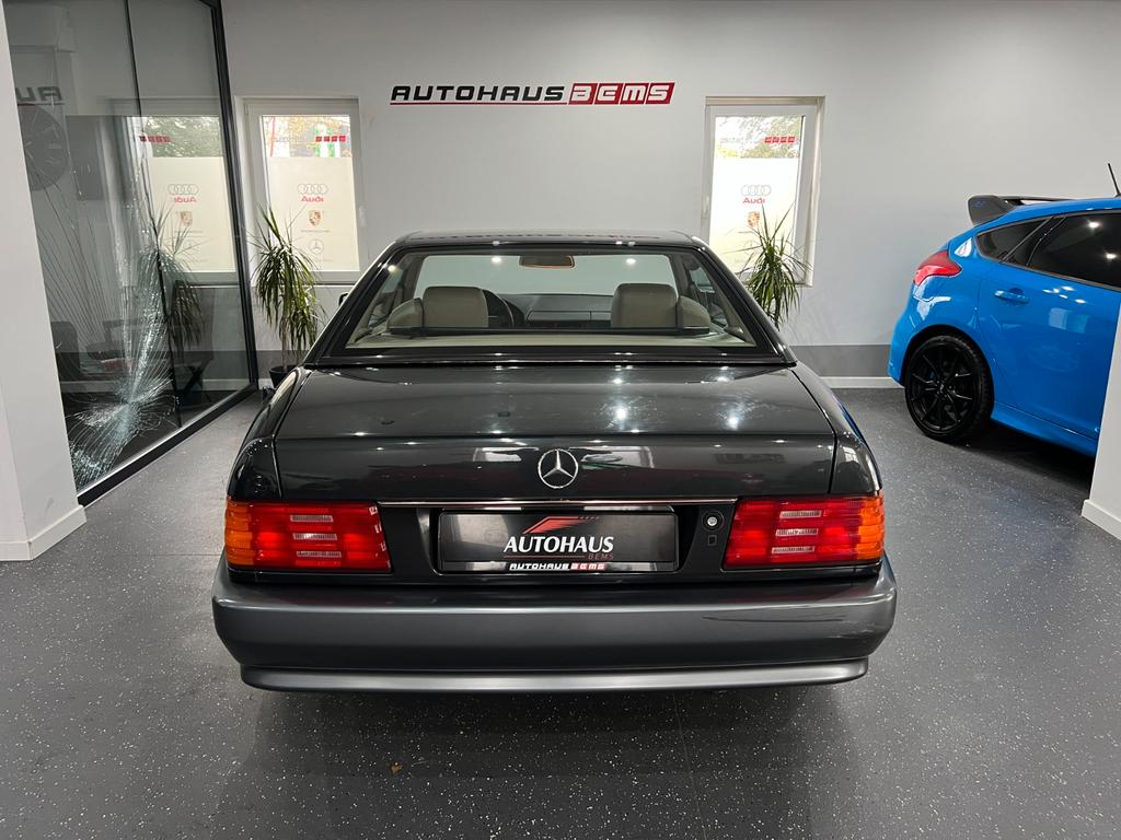 Mercedes-Benz SL 300