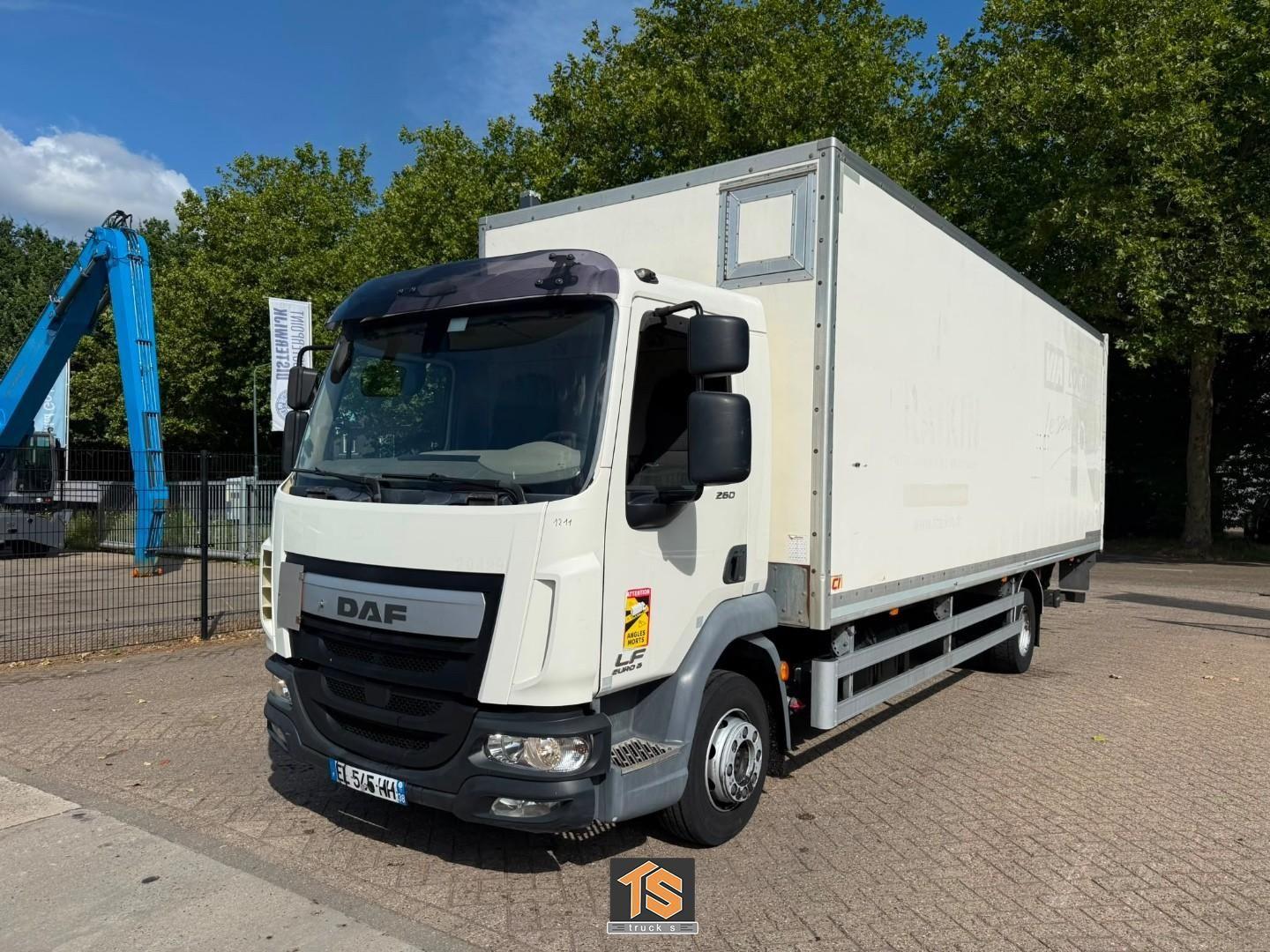 DAF LF 260 12 TON - KOFFER/BOX - APK/TUV 11/2026 - A
