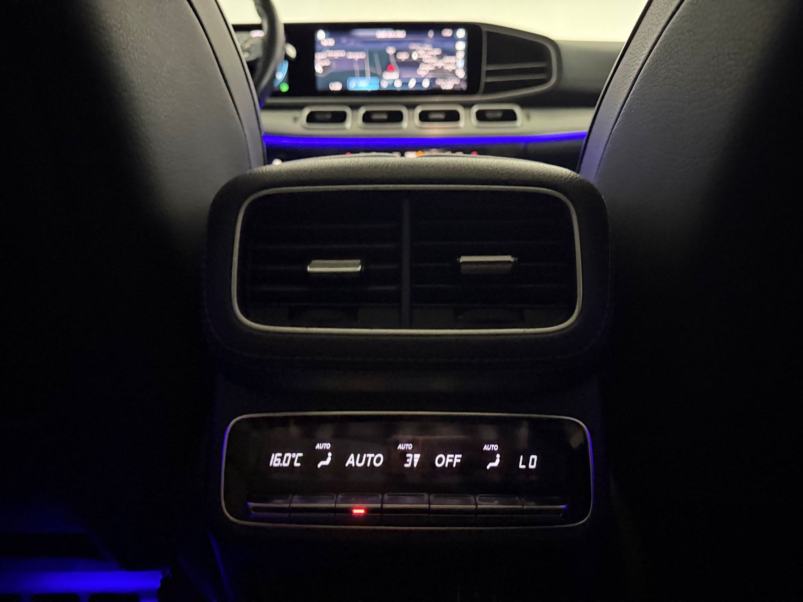 Fahrzeugabbildung Mercedes-Benz GLE 300 d 4MATIC AMG-LINE/PANO/BURMESTER/7-SITZ