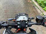 KTM Duke 890 R, Akra, Blipper u.v.m. - STREETFIGHTER