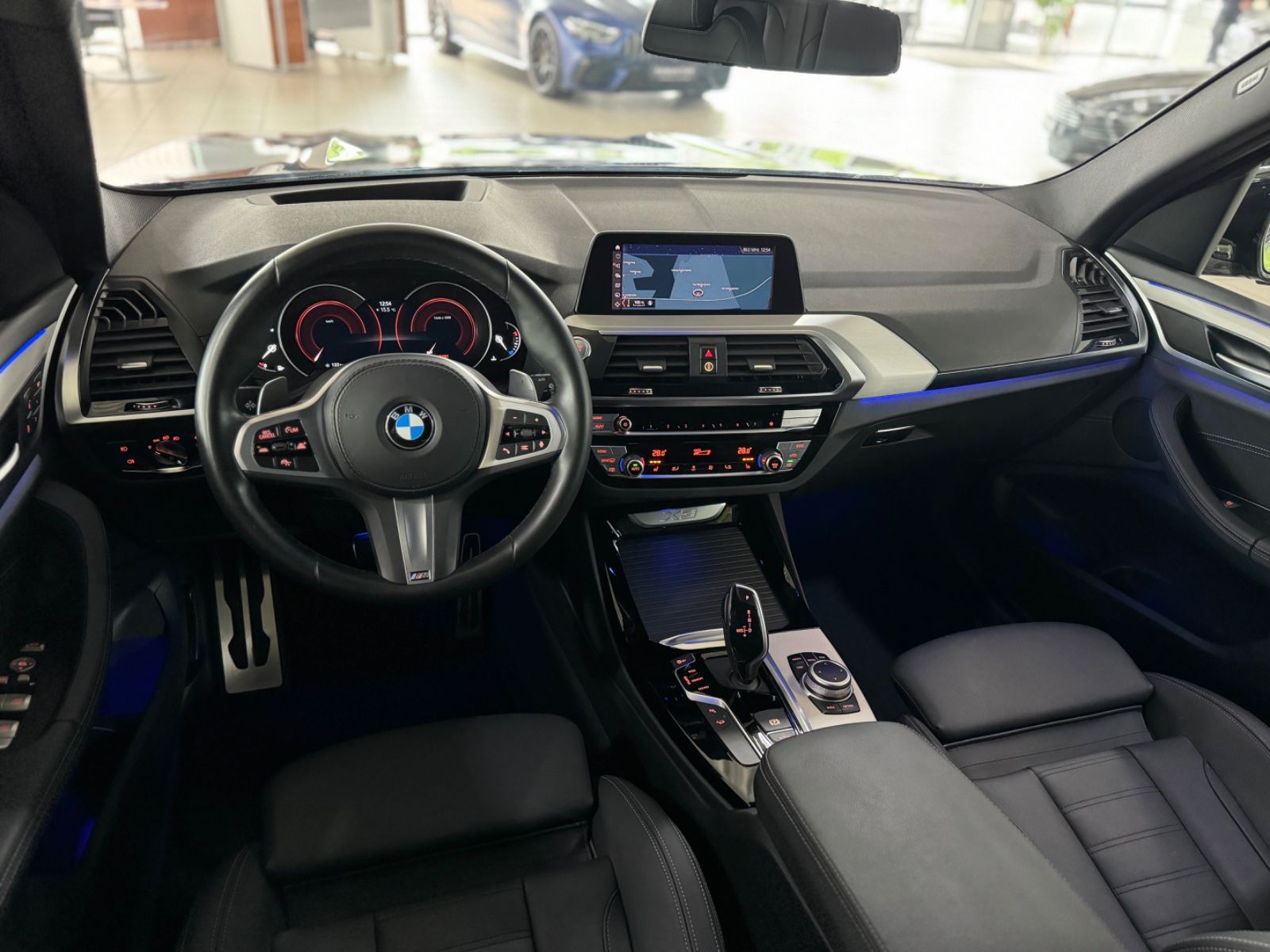 Fahrzeugabbildung BMW X3 xD30d M Sport Memory ACC Kamera HUD 20 Zoll