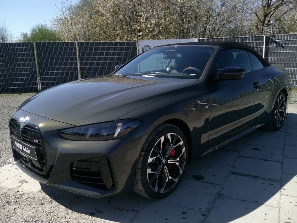 BMW M440