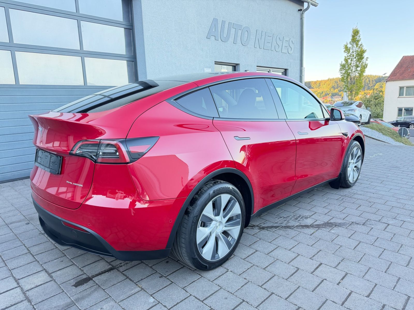 Tesla Model Y Long Range AMD RYZEN AHK 1. Hand foto 3