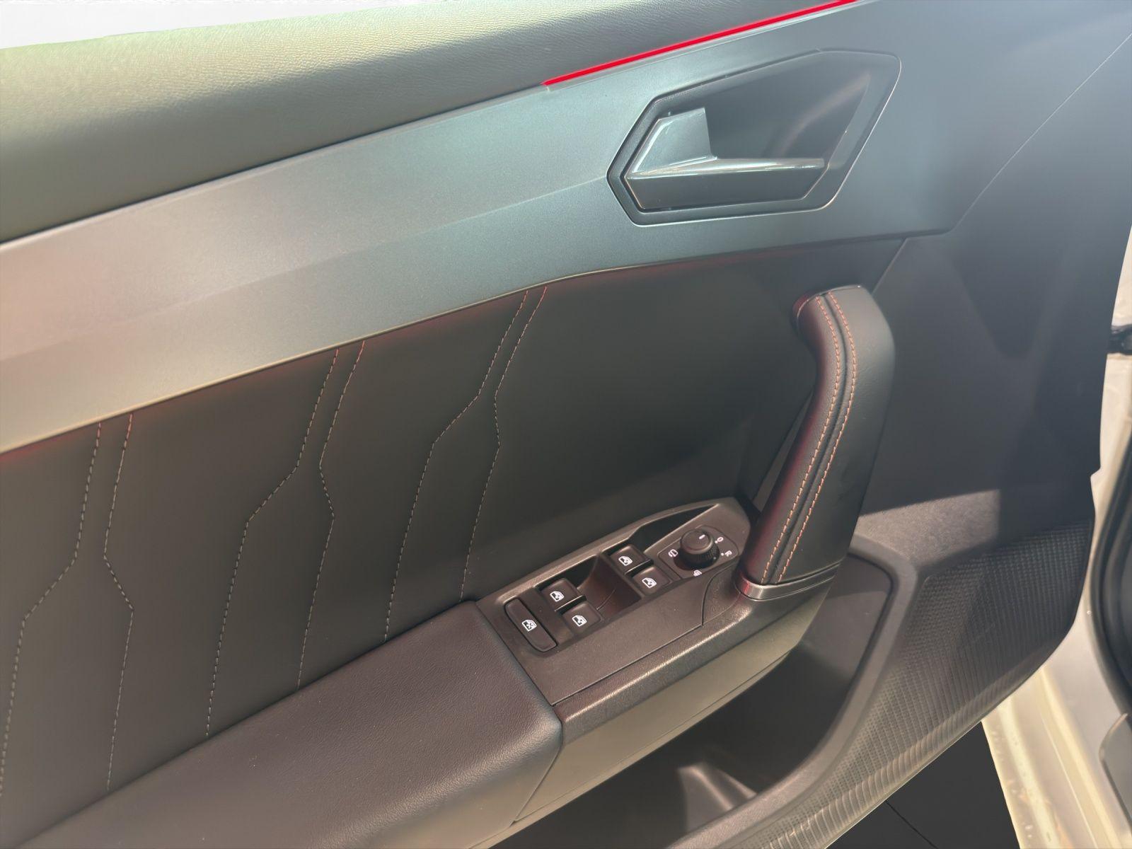 Cupra Leon ST VZ 2.0 TSI AHK LED LM 19" Navi PDC+RFK A, миниатюра 10