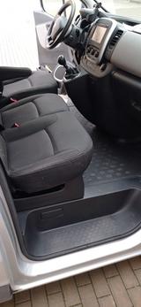 Nissan NV300 L2H1, AHK, TÜV 12/27, 1. Hand - Nissan NV300 aus 2017