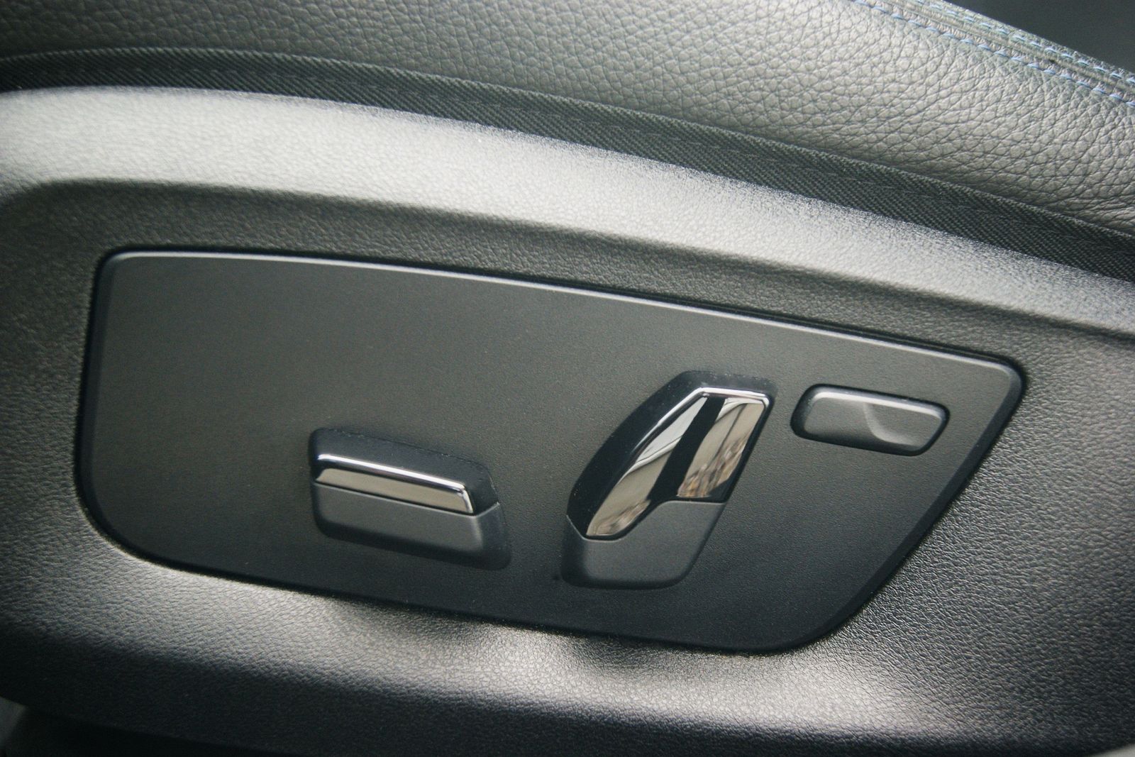 BMW 540d xDrive M-SPORT LASER PANO HUD ACC HIFI-HK S foto 16