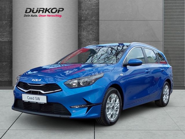 Kia Ceed_sw Vision 1.5 Navi Komfort digitales Cockpi