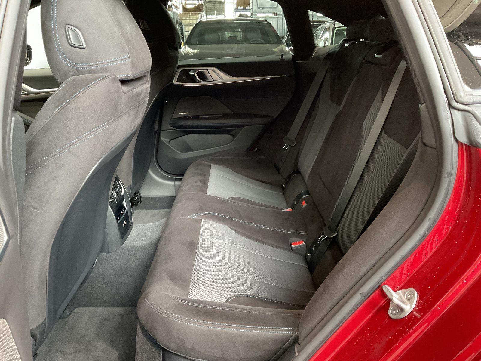 Fahrzeugabbildung BMW 420i Gran Coupé M Sportpaket HK HiFi AHK