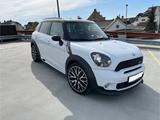 MINI John Cooper Works Countryman John Cooper Wor... - weiße MINI John Cooper Works Countryman