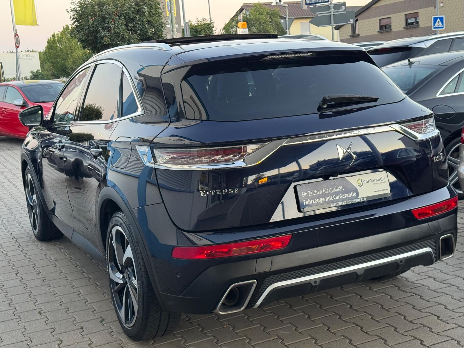 DS Automobiles DS 7 Crossback E-Tense Opera !