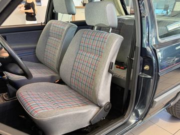 Volkswagen Golf - 12