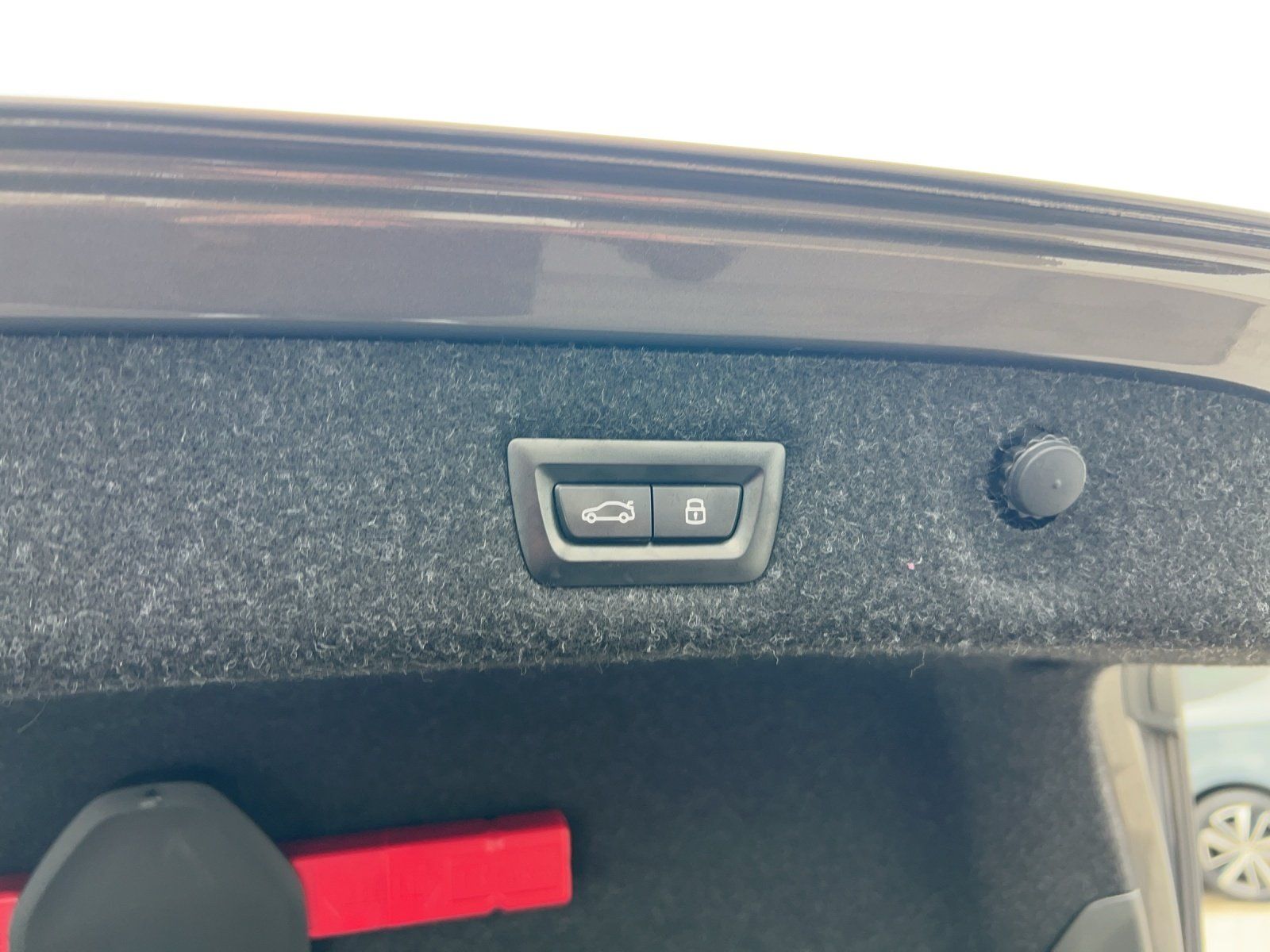 Fahrzeugabbildung BMW 530i M-Sport/INDIVIDUAL/HUD/360°KAMERA/H&K/