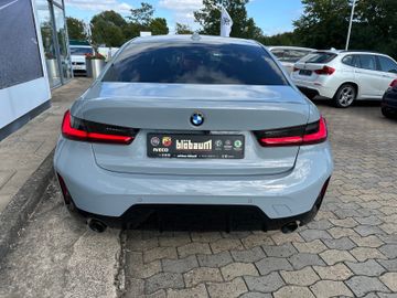 Fahrzeugabbildung BMW 320 d xDrive M Sport ACC 360° H&K Standh 19"