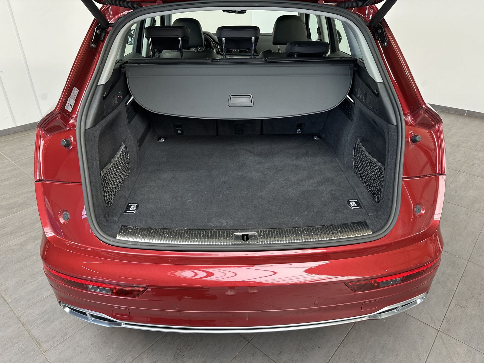 Fahrzeugabbildung Audi Q5 55 TFSIe Quattro S-Line NAV+LED+AHK+PANO+B&O