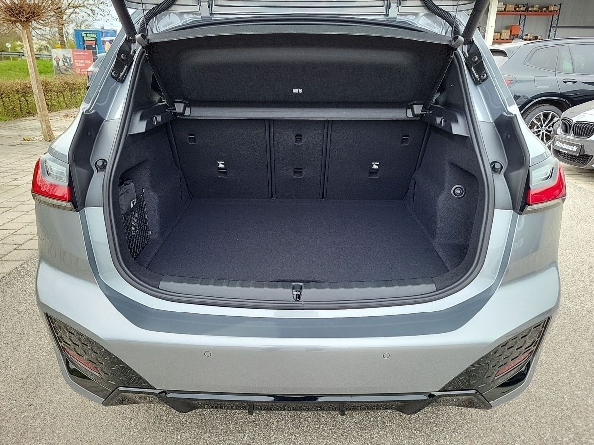 BMW 218 Active Tourer - Bild 11