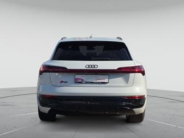 صورة 7 لـ 2023 AUDI Q8 E-TRON