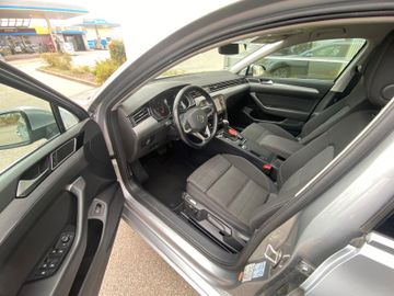 Volkswagen Passat Variant - 10
