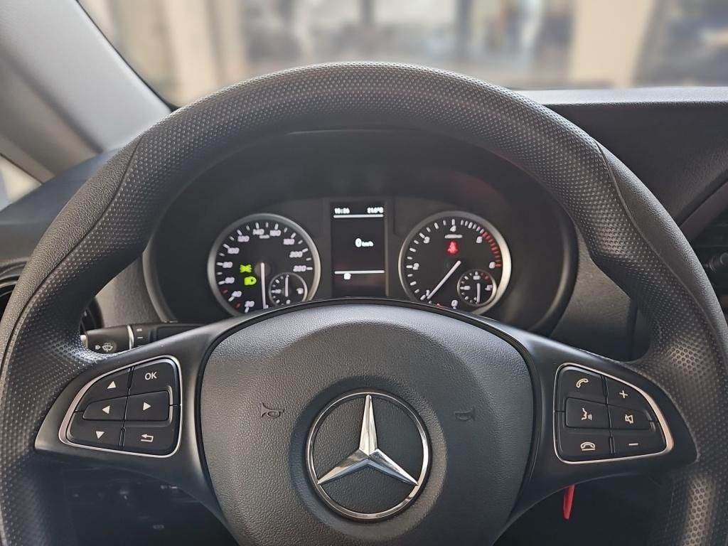 Fahrzeugabbildung Mercedes-Benz Vito 114 Mixto lang 6 Sitze Navi Trennw.Tempomat