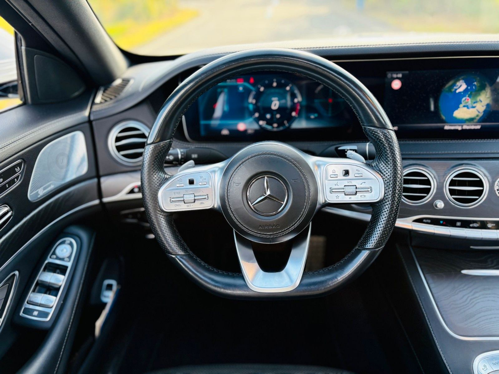 Fahrzeugabbildung Mercedes-Benz S400d AMG-Line Lang 4Matic*Chauffeur-Paket*Pano*