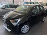 Toyota AYGO x-play MultiLenkrad~Bluetooth~Kamera~5.Trg~ - Toyota Aygo (X) in Hannover
