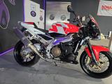 Aprilia RSV 1000 Tuono
